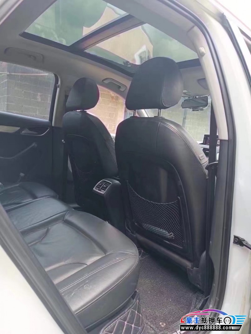 14年奥迪Q3轿车抵押车出售