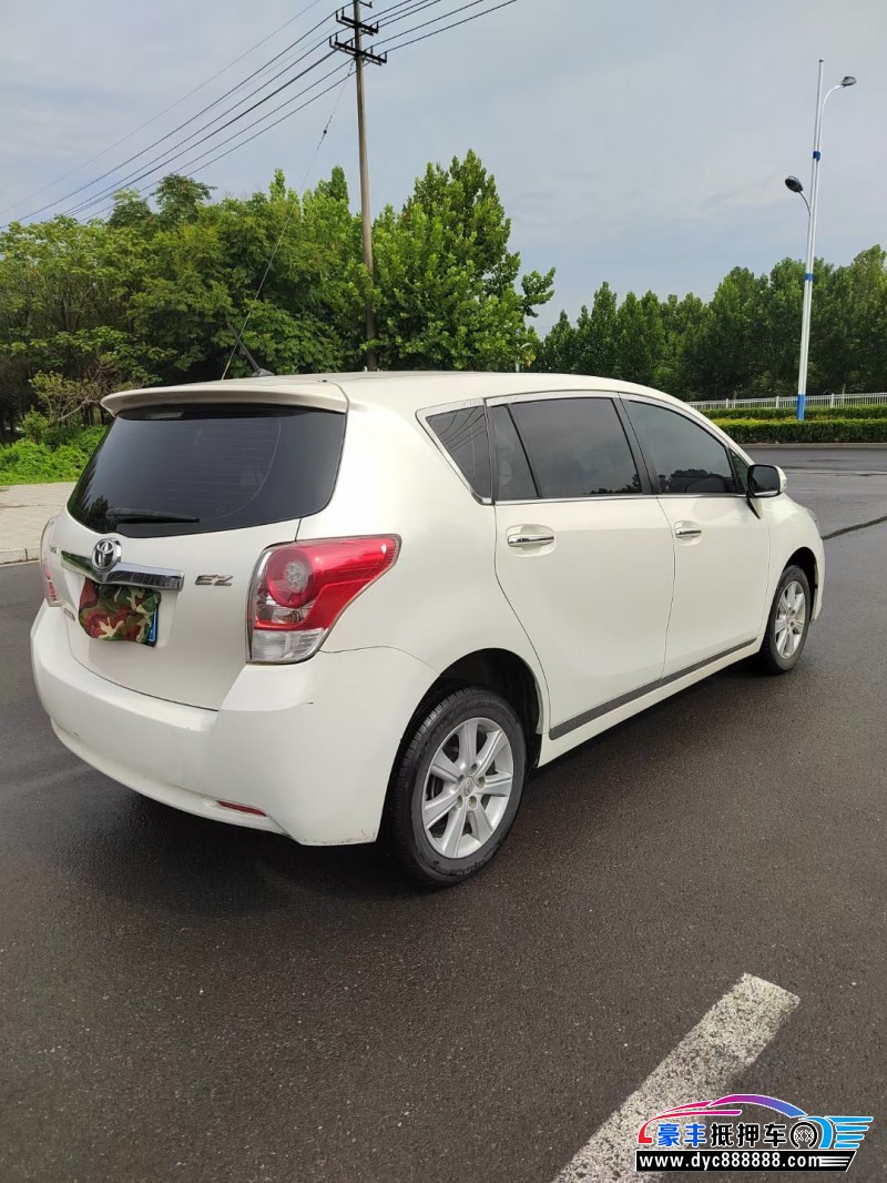 17年丰田逸致轿车抵押车出售