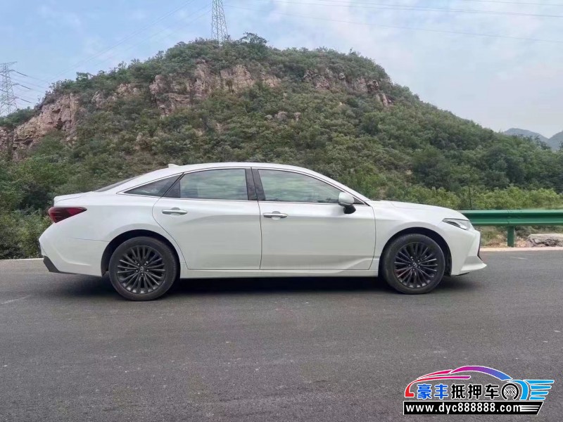 22年丰田亚洲龙轿车抵押车出售