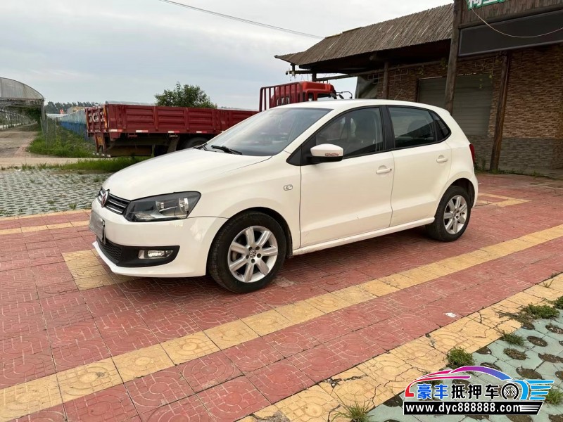 13年大众polo轿车抵押车出售