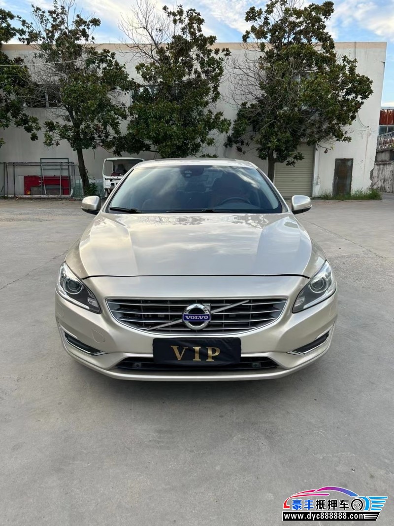 18年沃尔沃S60轿车抵押车出售