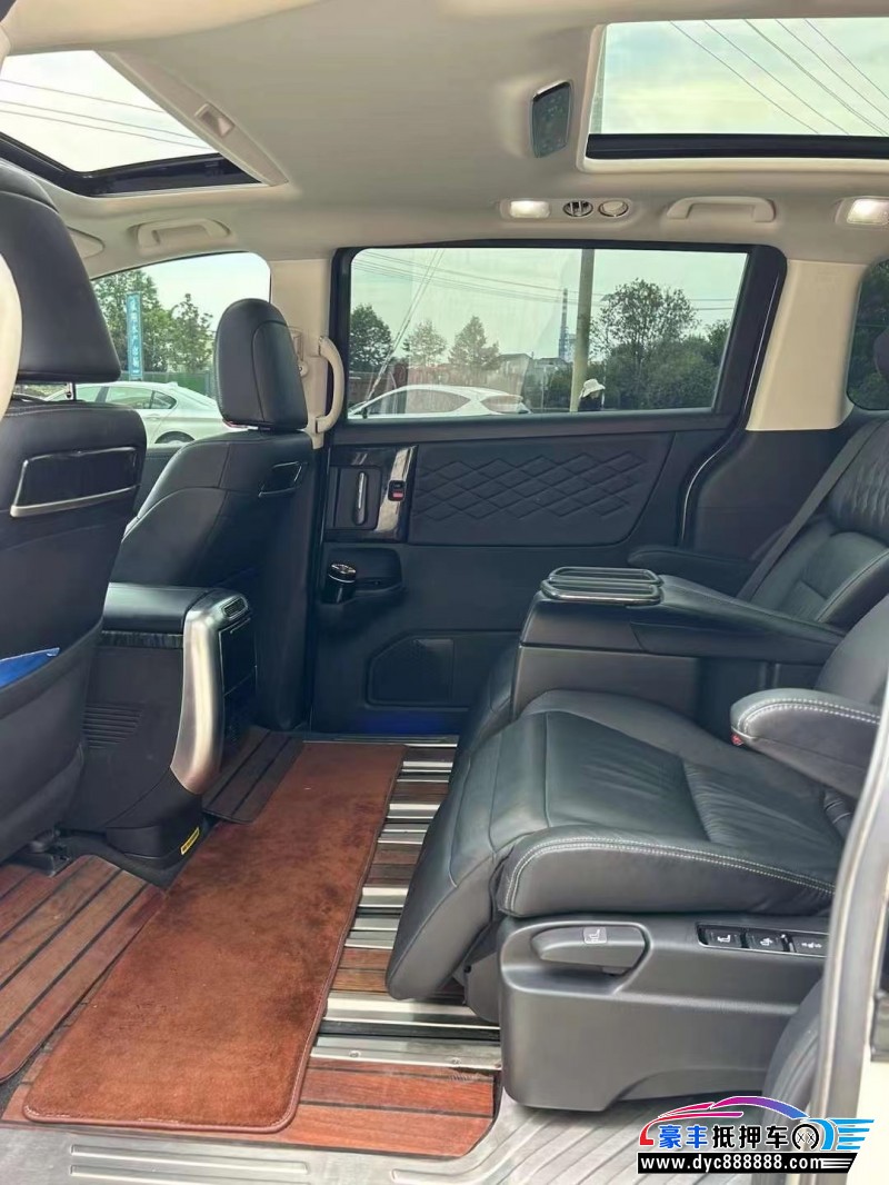 21年本田艾力绅轿车抵押车出售