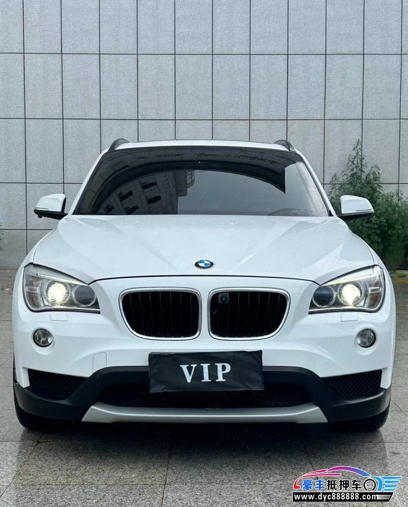 13年宝马X1轿车抵押车出售