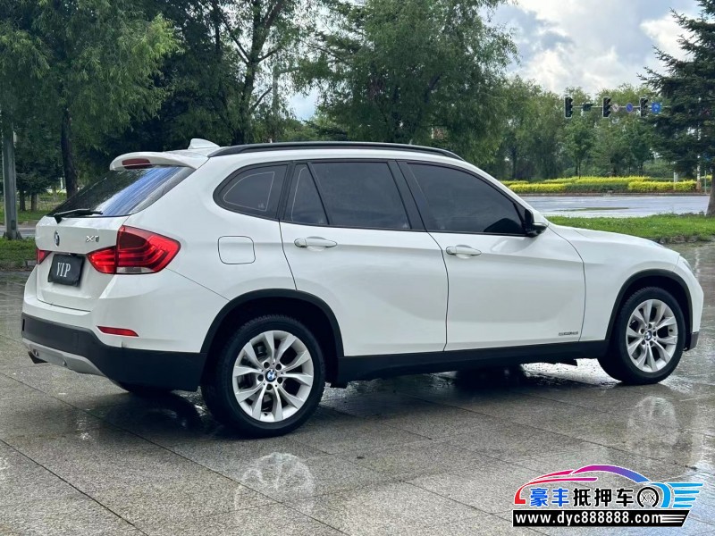 13年宝马X1轿车抵押车出售