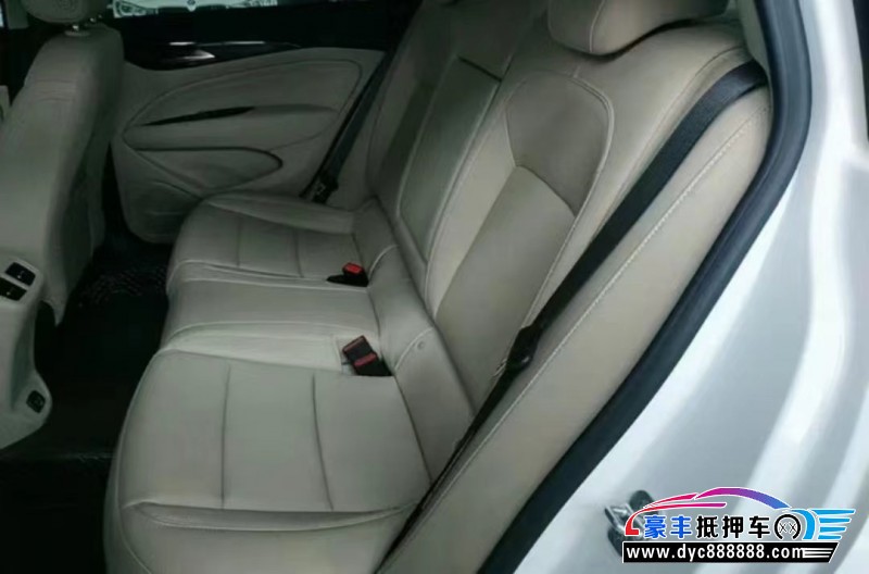 21年别克君威轿车抵押车出售