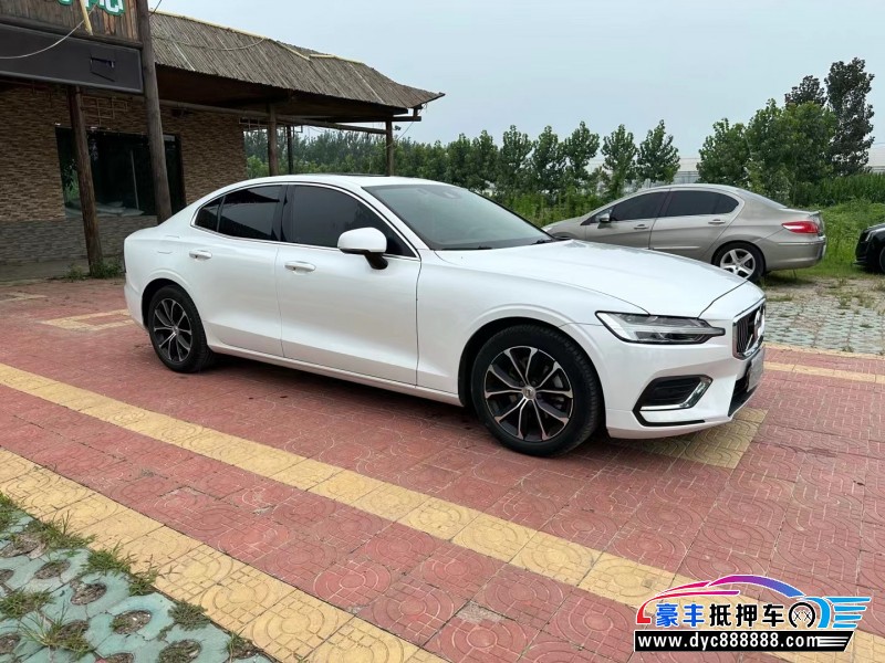 20年沃尔沃S60轿车抵押车出售