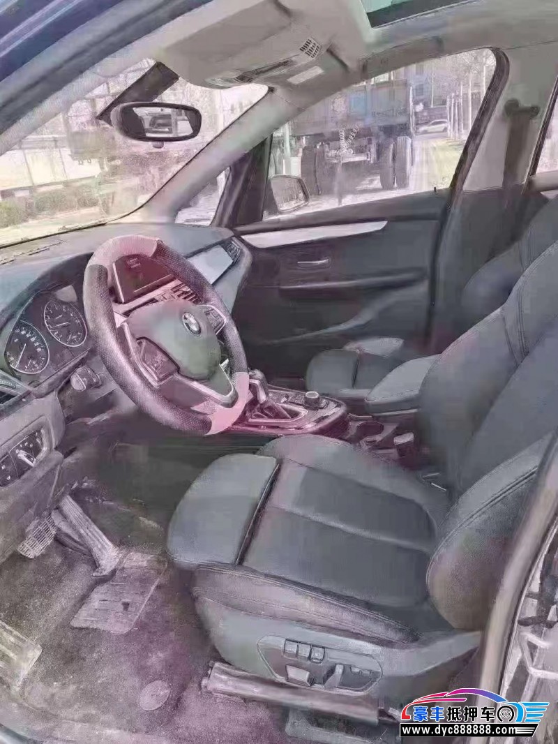 18年宝马2系轿车抵押车出售