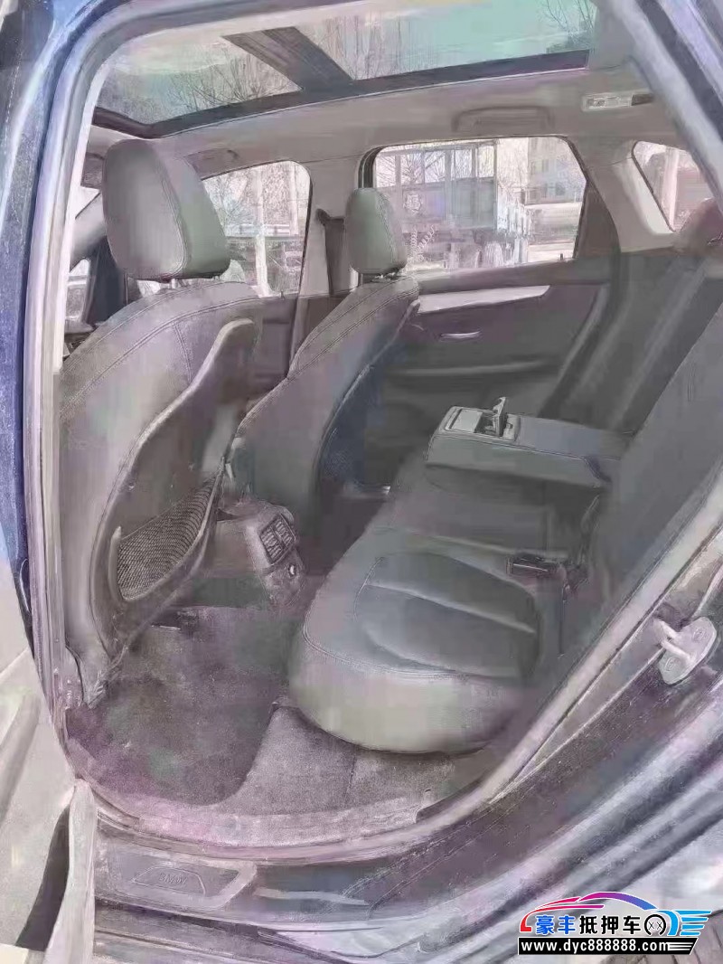 18年宝马2系轿车抵押车出售