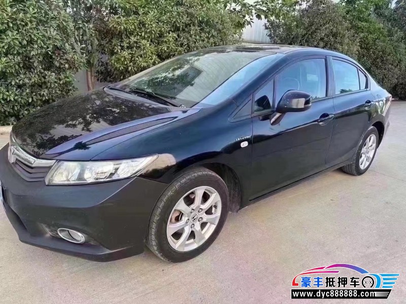 13年本田思域轿车抵押车出售