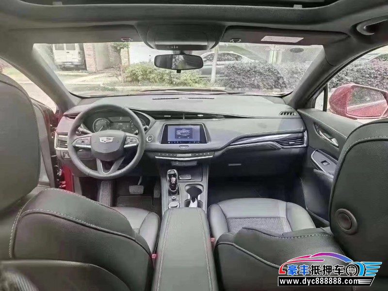 23年凯迪拉克XT4轿车抵押车出售