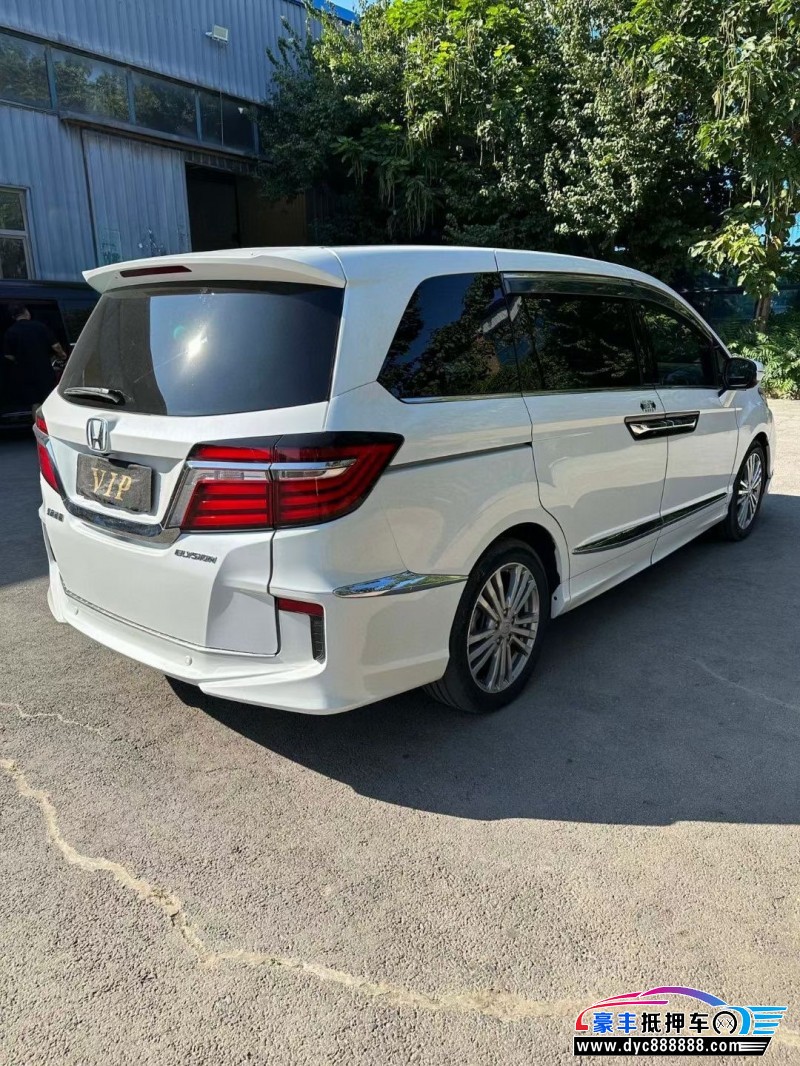 17年本田艾力绅轿车抵押车出售