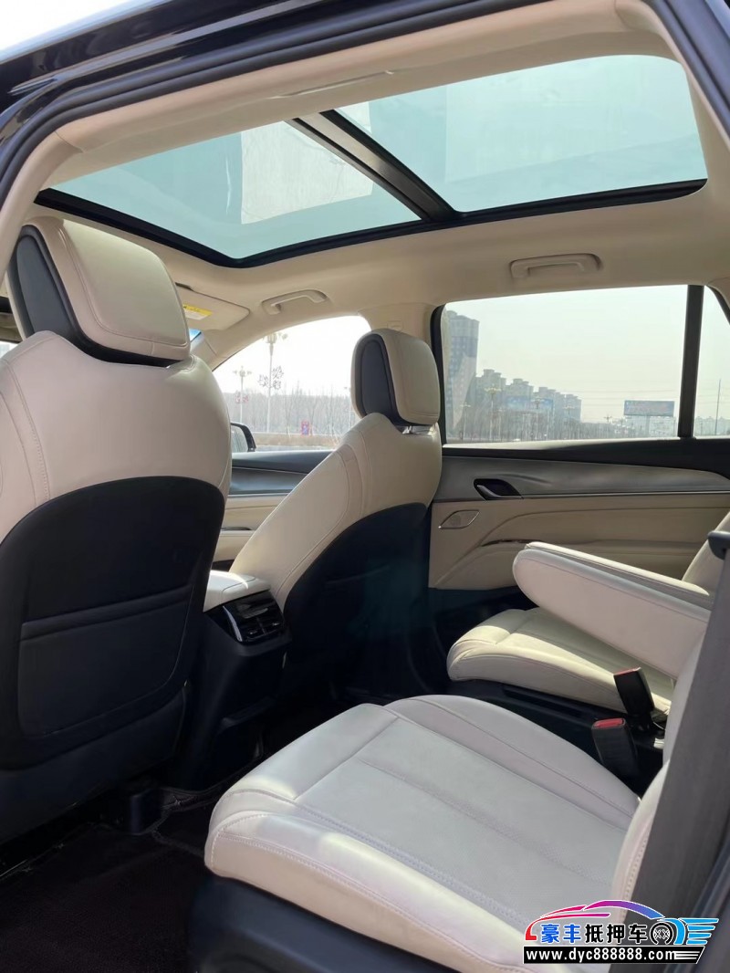 22年宝骏RS-5轿车抵押车出售