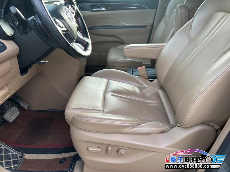 20年别克GL8轿车抵押车出售