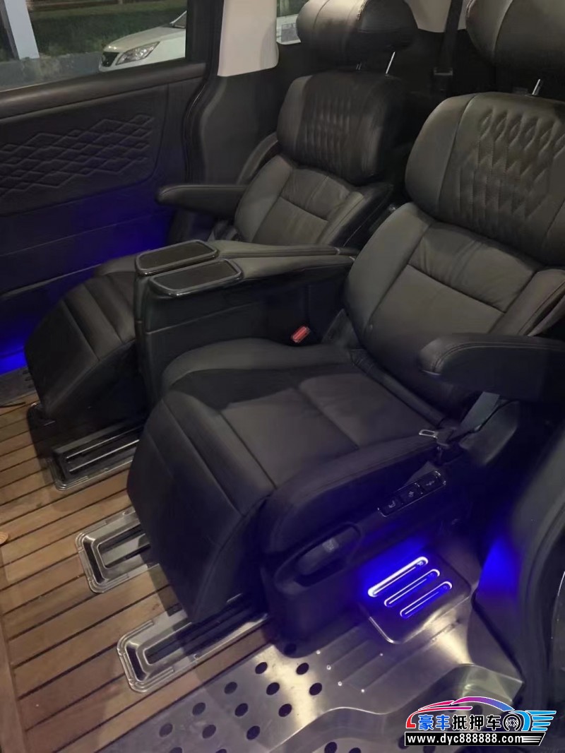 22年本田艾力绅MPV抵押车出售