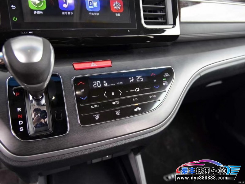 18年本田艾力绅MPV抵押车出售