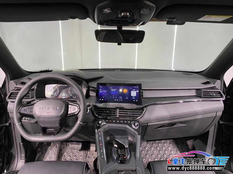 22年领克06轿车抵押车出售