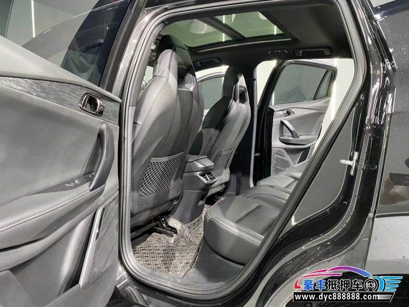 22年领克06轿车抵押车出售