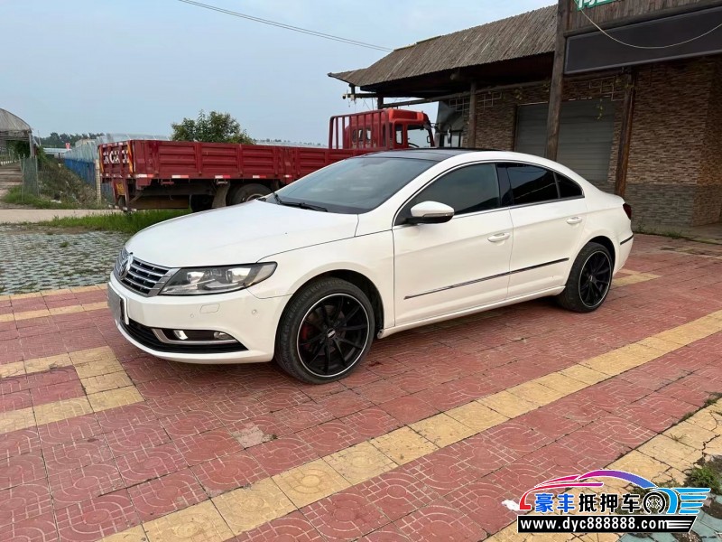 13年大众CC轿车抵押车出售
