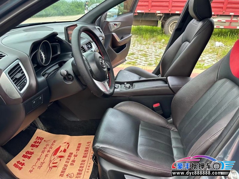 17年马自达CX-4轿车抵押车出售