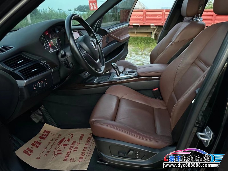 13年宝马X5SUV抵押车出售