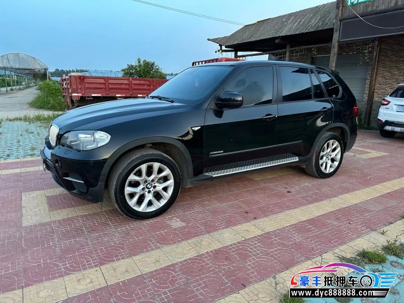 13年宝马X5SUV抵押车出售