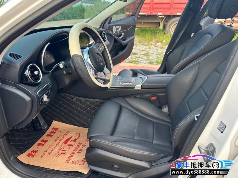 22年奔驰C轿车抵押车出售