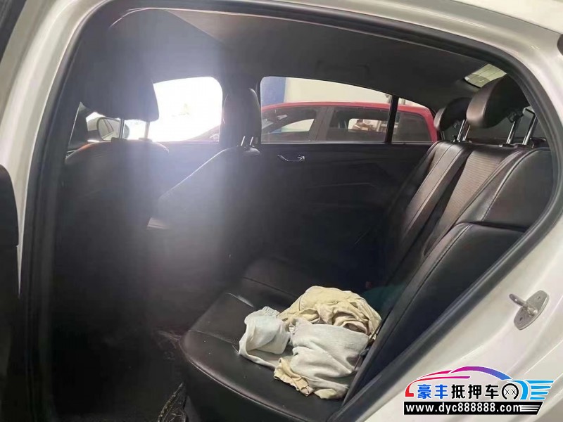 18年奇瑞艾瑞泽轿车抵押车出售