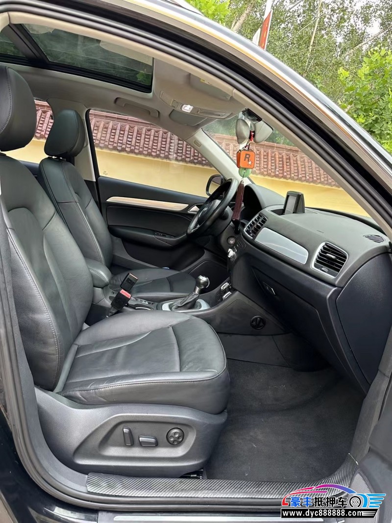 15年奥迪Q3轿车抵押车出售