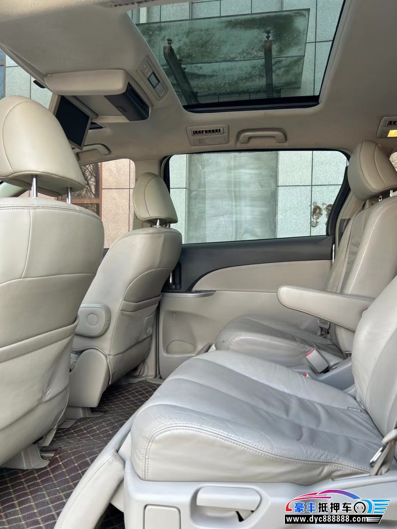 12年丰田普瑞维亚MPV抵押车出售