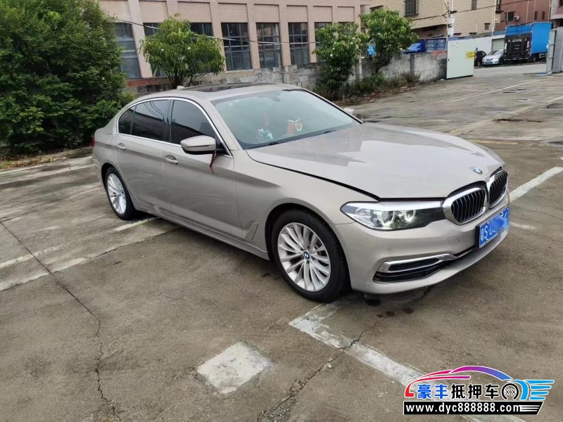 20年宝马5系轿车抵押车出售