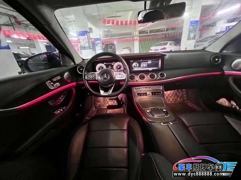 20年奔驰E轿车抵押车出售