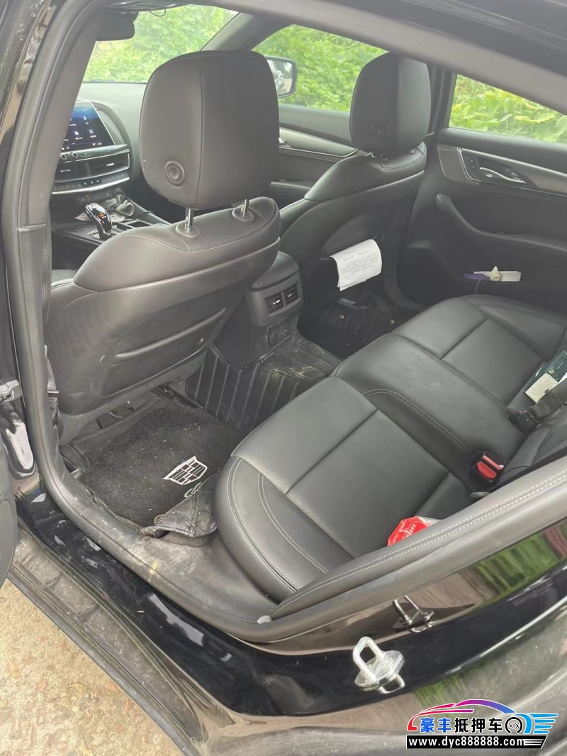 21年凯迪拉克CT5轿车抵押车出售