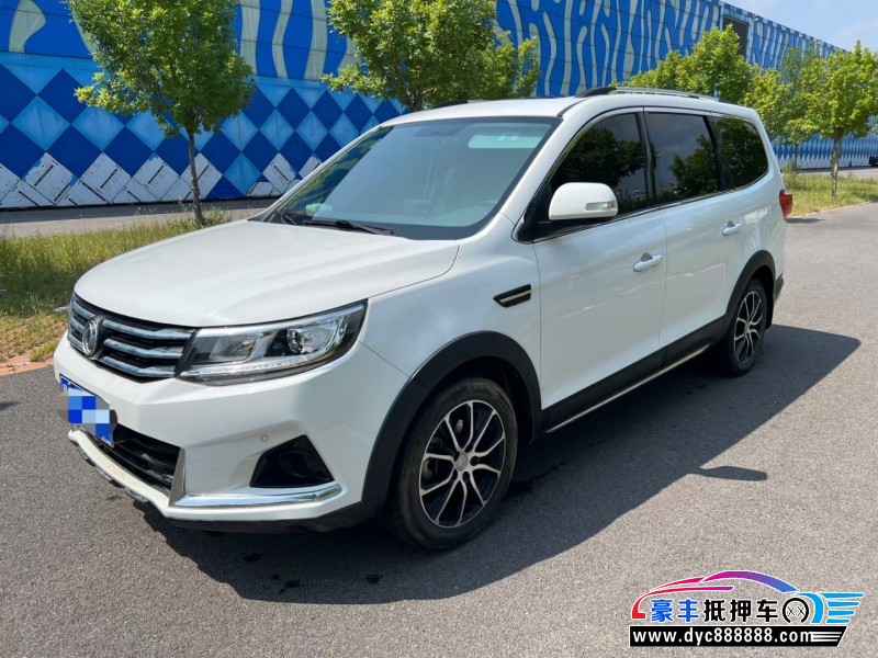 20年东风风行风行SX6轿车抵押车出售