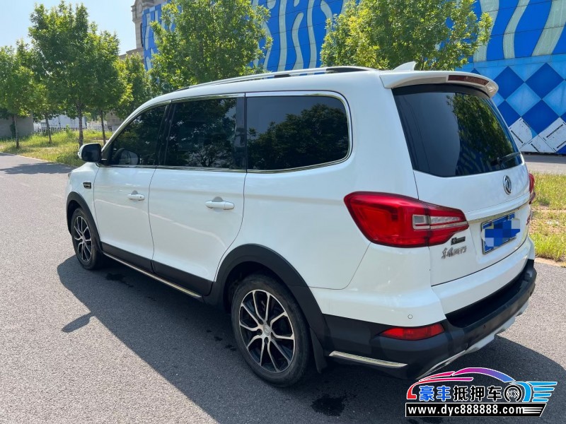 20年东风风行风行SX6轿车抵押车出售