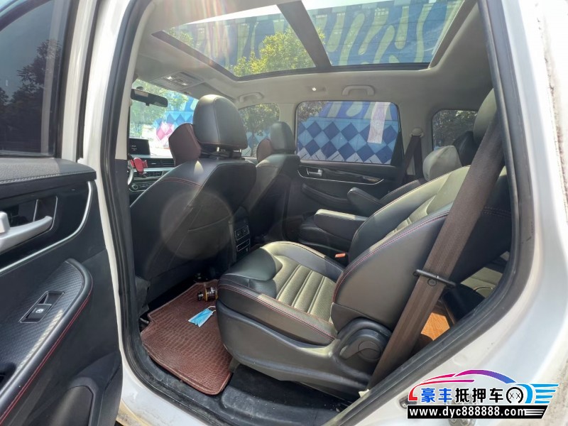 20年东风风行风行SX6轿车抵押车出售