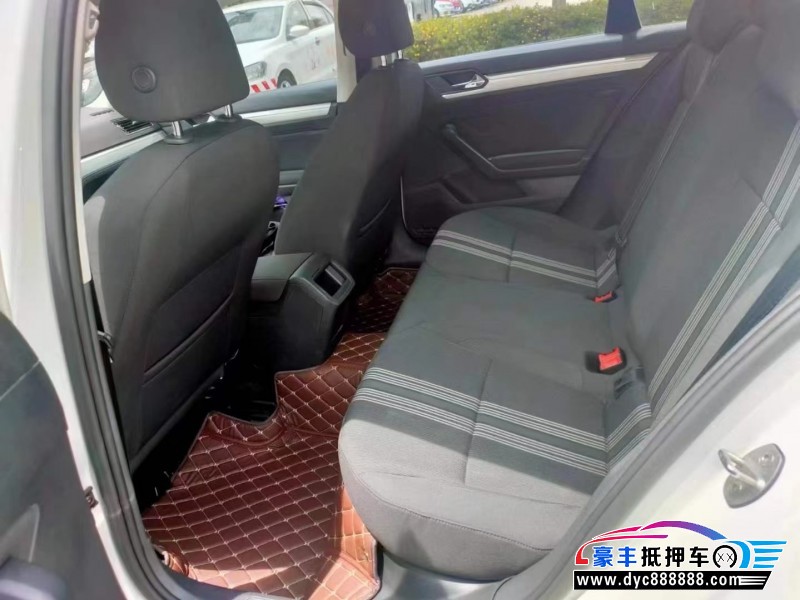 18年大众凌渡轿车抵押车出售