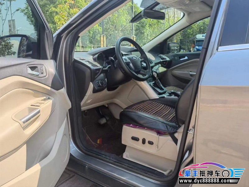 13年福特翼虎SUV抵押车出售