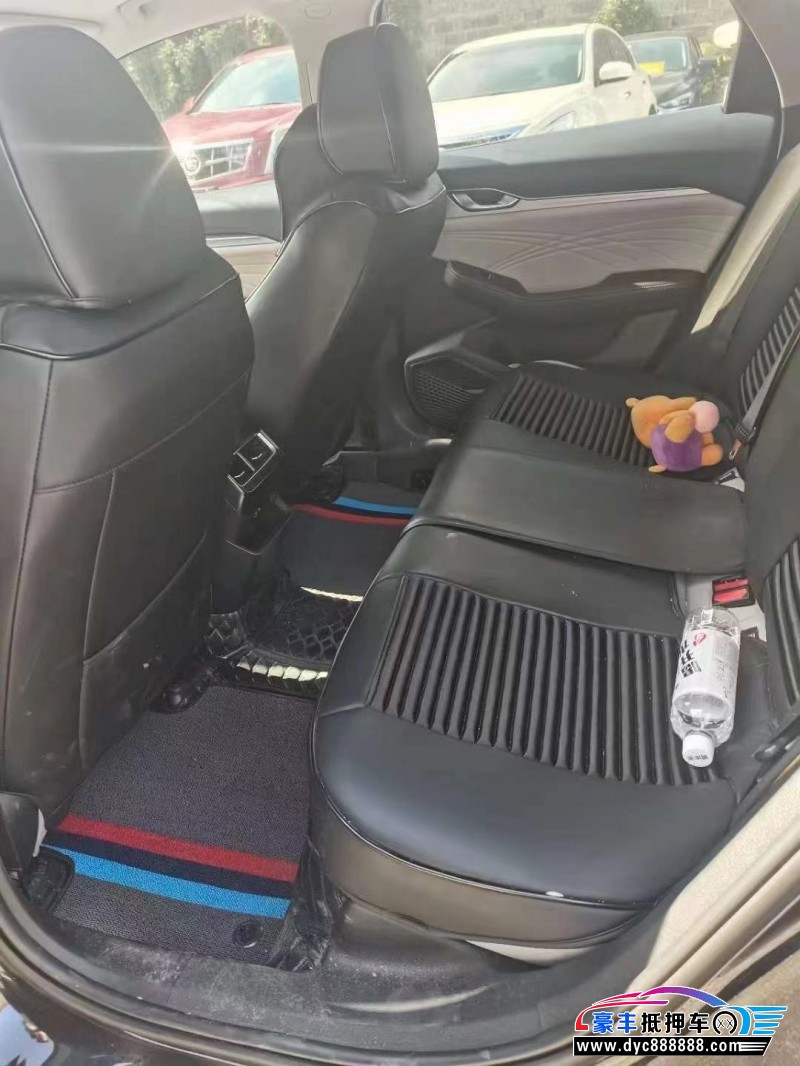 22年吉利星瑞轿车抵押车出售