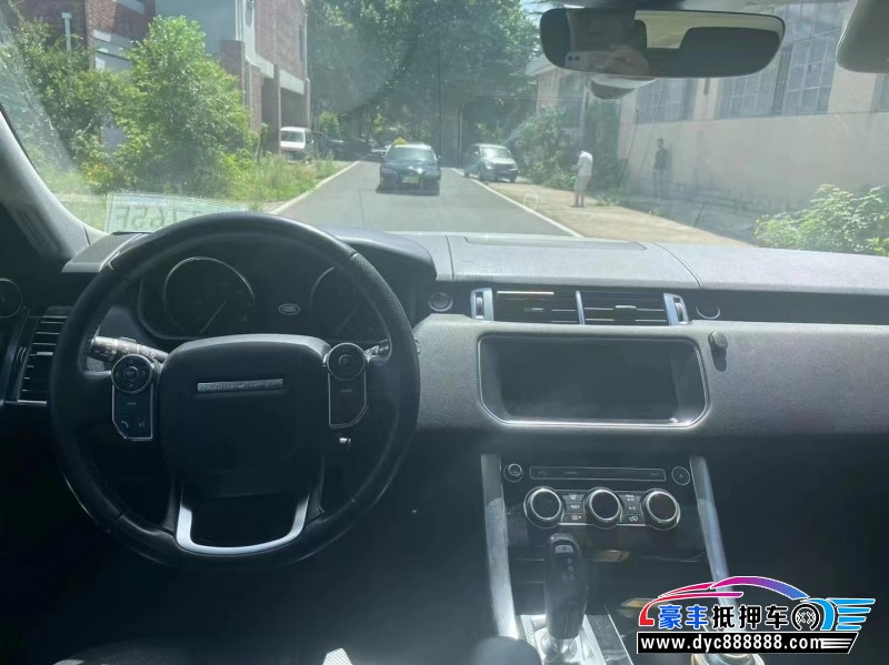 17年路虎揽胜运动轿车抵押车出售