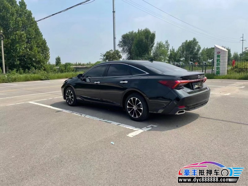 22年丰田亚洲龙轿车抵押车出售