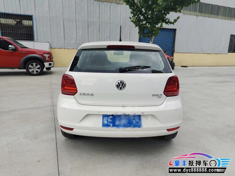15年大众polo轿车抵押车出售