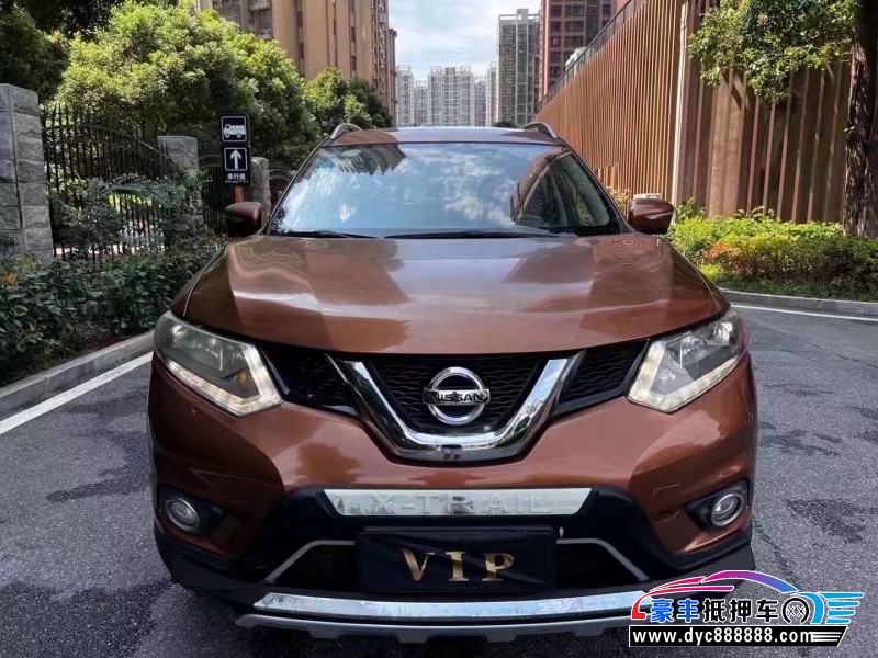 16年日产奇骏轿车抵押车出售