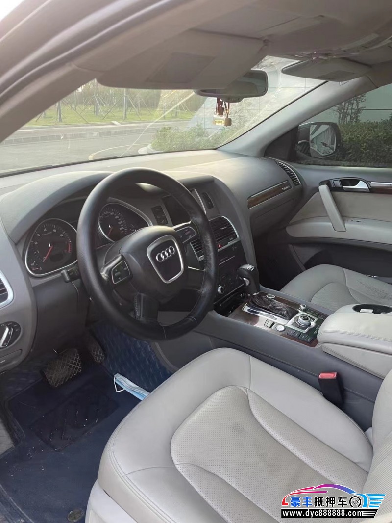10年奥迪Q7SUV抵押车出售