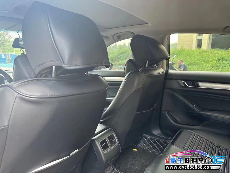 19年本田雅阁轿车抵押车出售