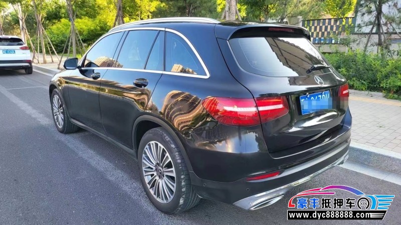 17年奔驰GLCSUV抵押车出售