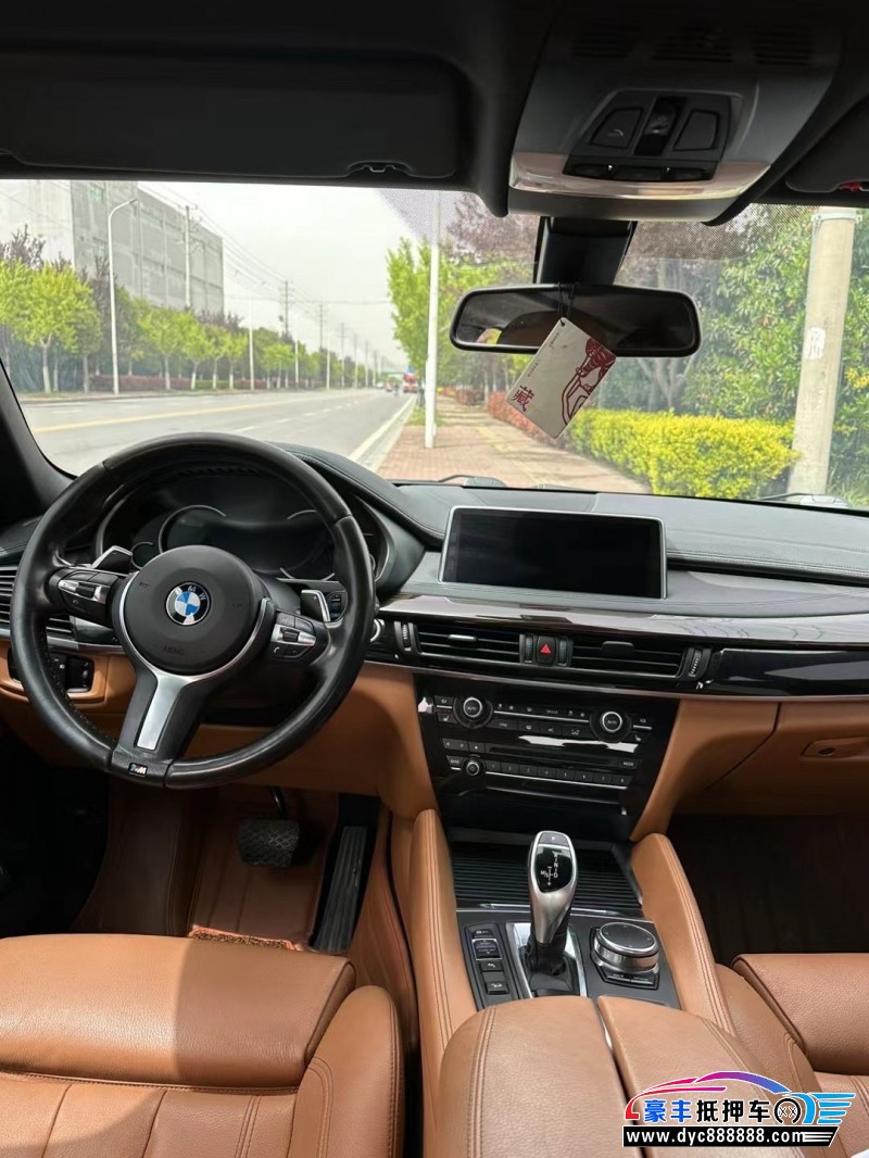 17年宝马X6轿车抵押车出售