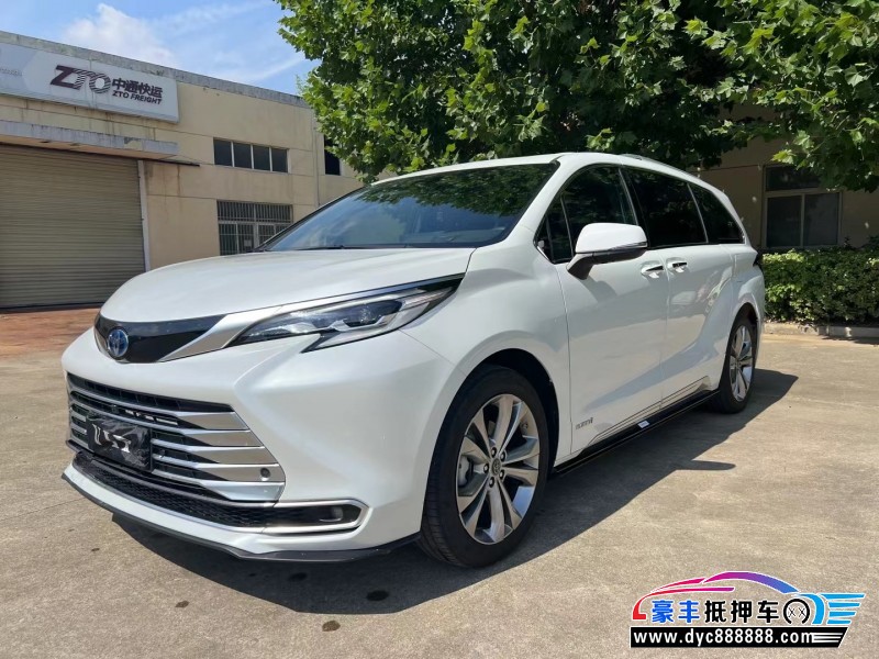 23年丰田塞纳轿车抵押车出售