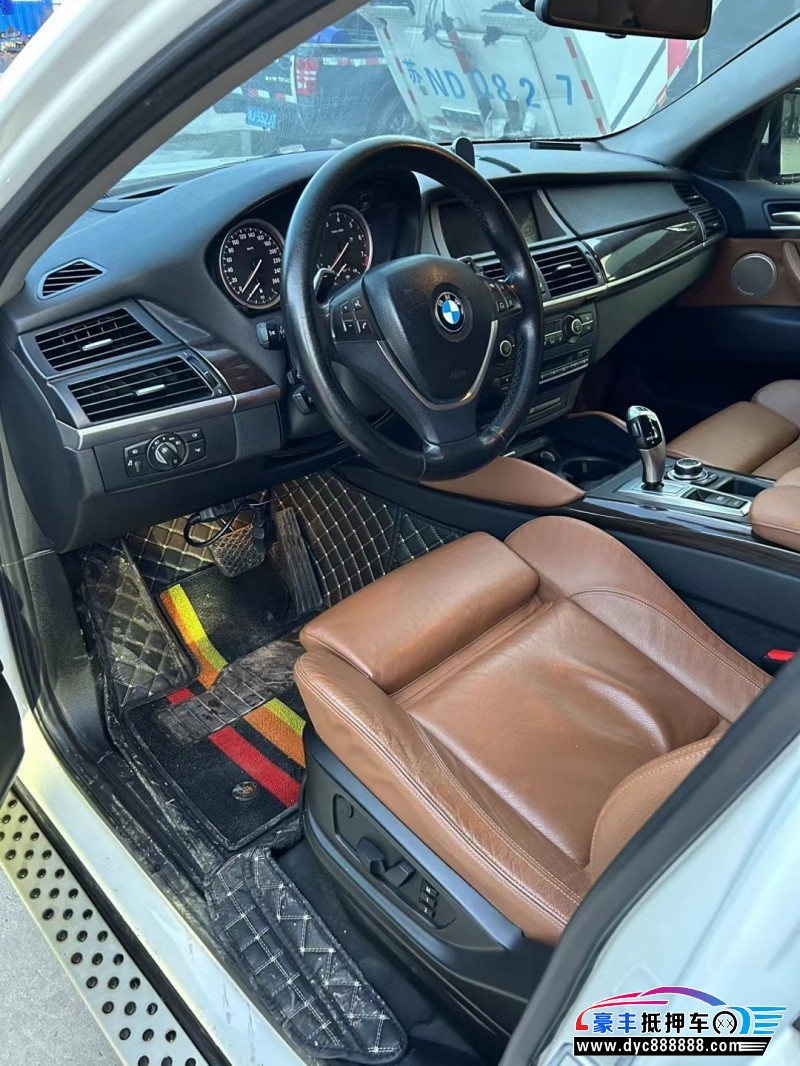 13年宝马X6轿车抵押车出售