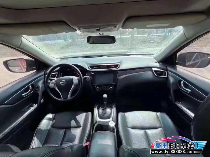 15年日产奇骏轿车抵押车出售