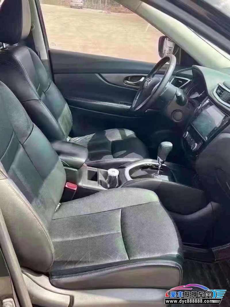 15年日产奇骏轿车抵押车出售